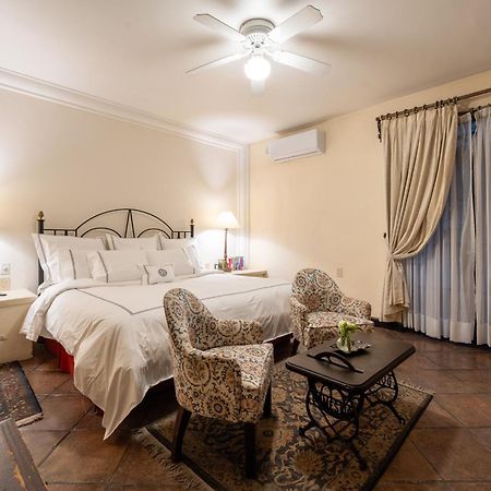 Villa Ganz Boutique Hotel Γκουανταλαχάρα Εξωτερικό φωτογραφία