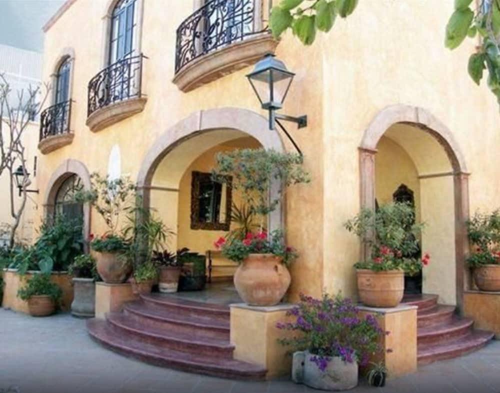 Villa Ganz Boutique Hotel Γκουανταλαχάρα Εξωτερικό φωτογραφία